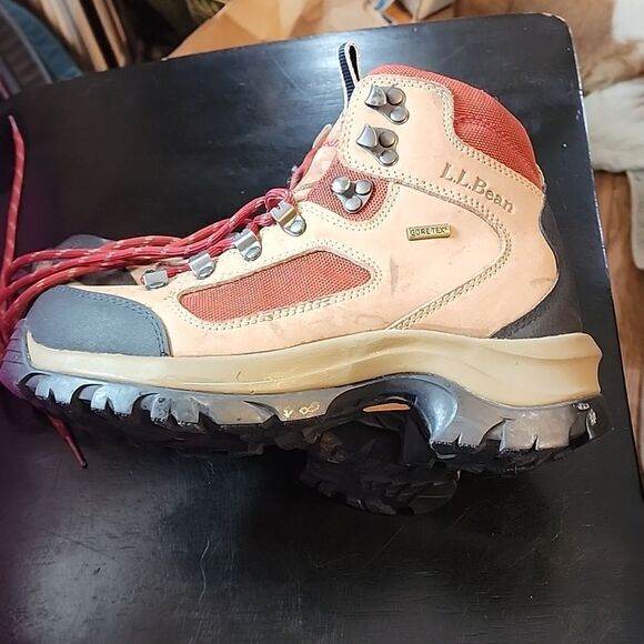 Women's L.L.Bean goretex boots size 6 - Picture 4 of 6